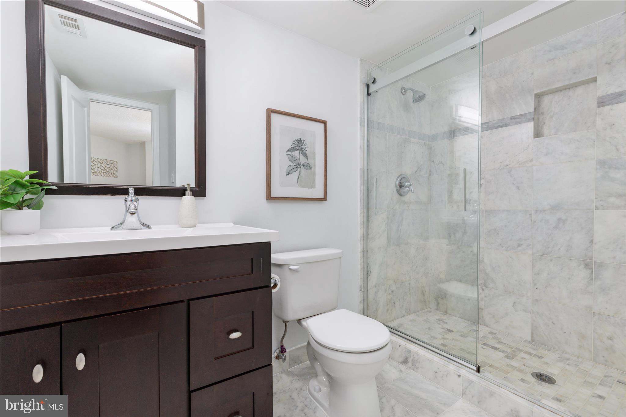 EASTVIEW AT BALLSTON METRO - Residential