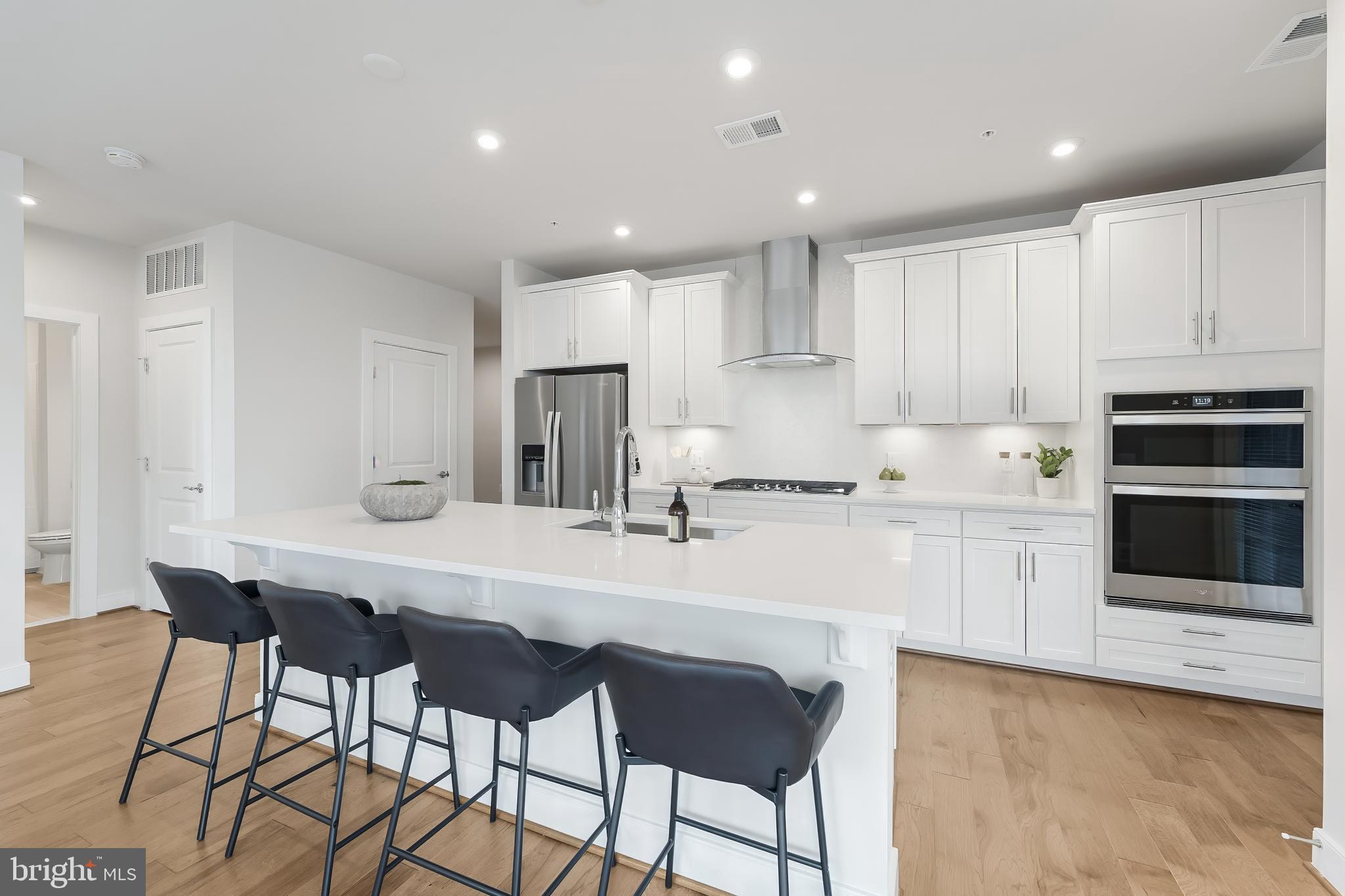 METROPARK AT ARROWBROOK - Residential