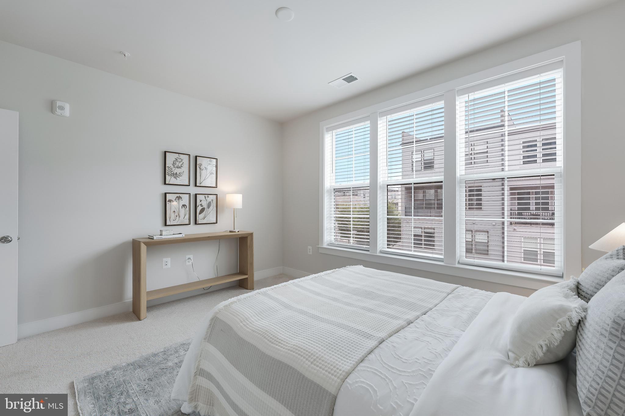 METROPARK AT ARROWBROOK - Residential