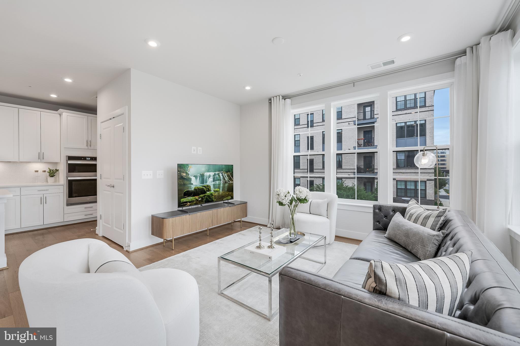 METROPARK AT ARROWBROOK - Residential