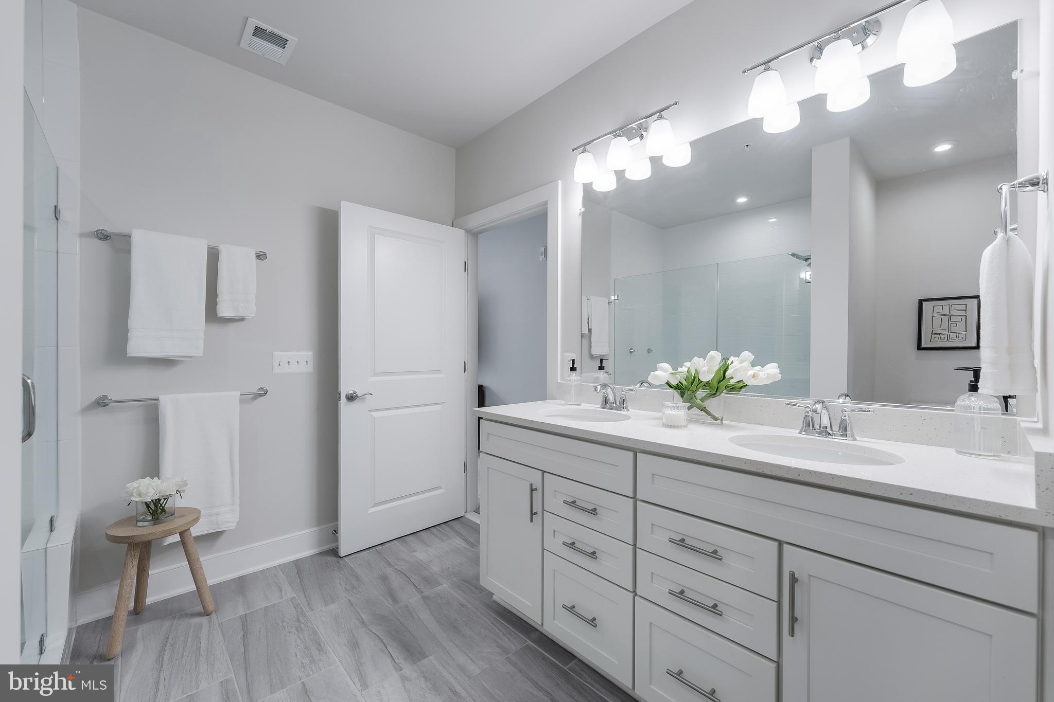 METROPARK AT ARROWBROOK - Residential