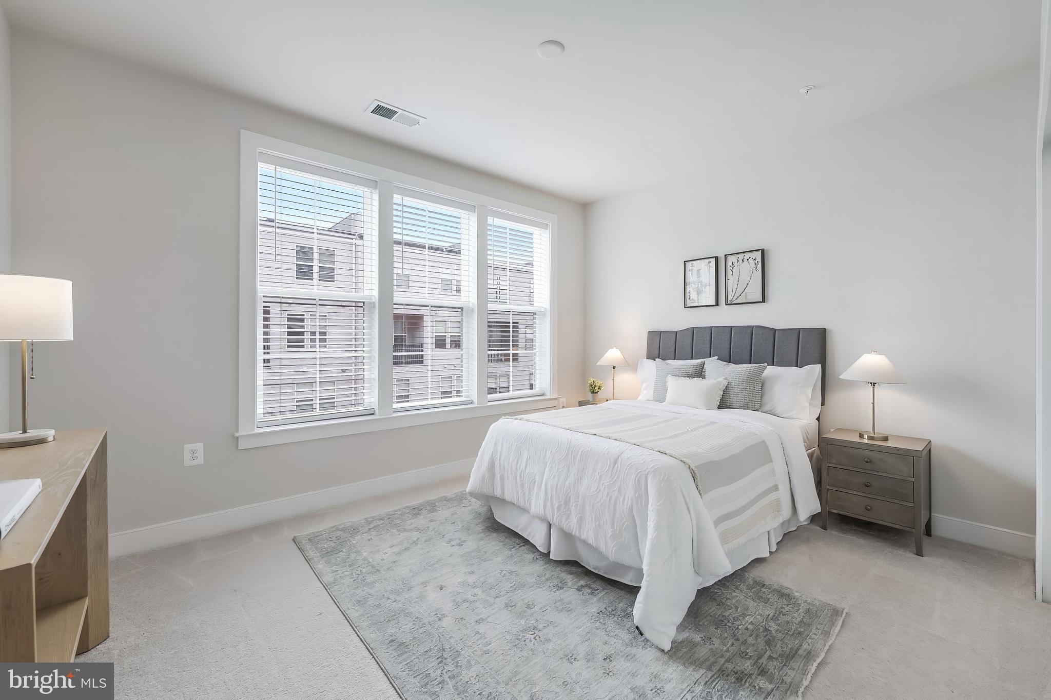 METROPARK AT ARROWBROOK - Residential