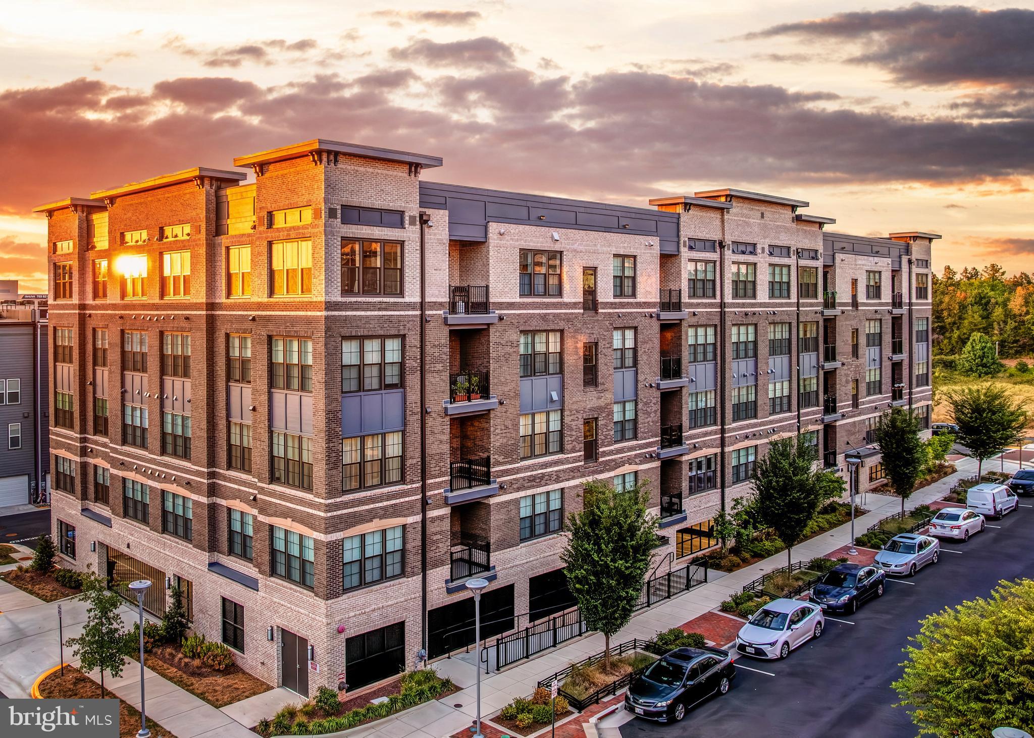 METROPARK AT ARROWBROOK - Residential