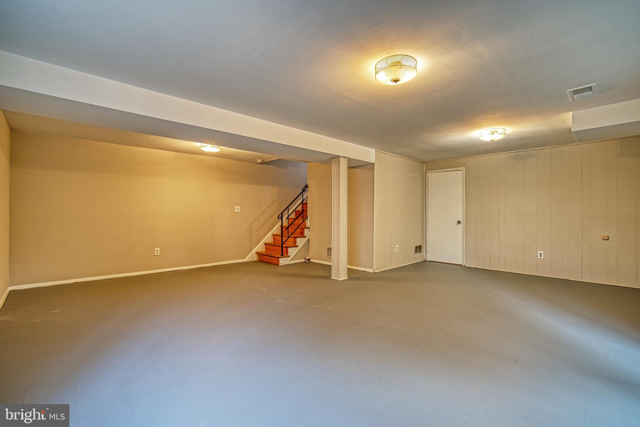 REGENCY ESTATES - Residential