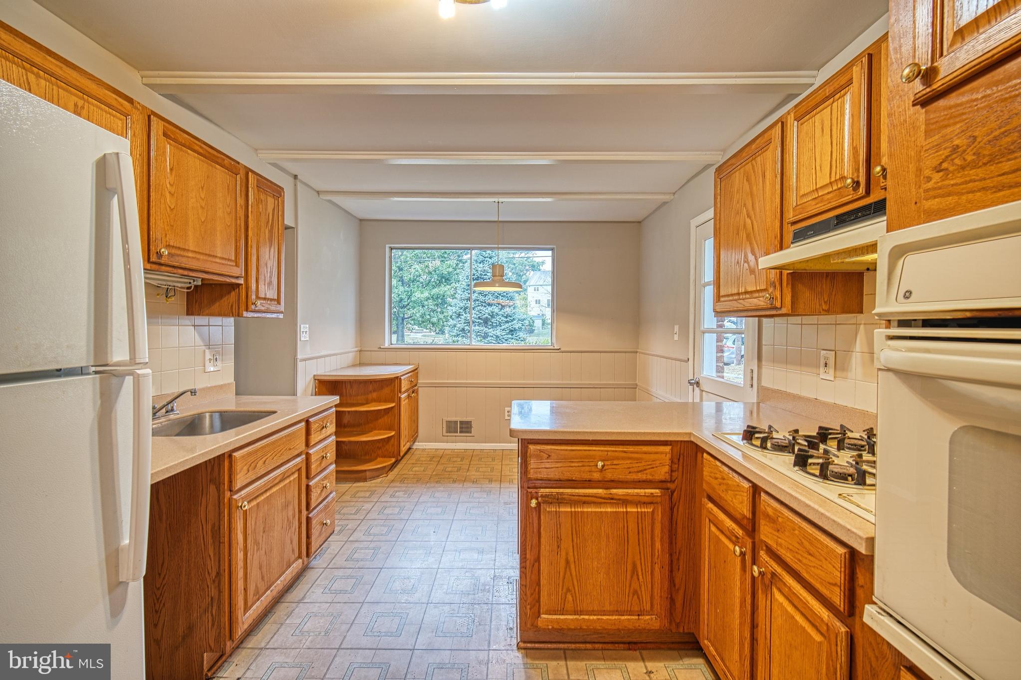 REGENCY ESTATES - Residential