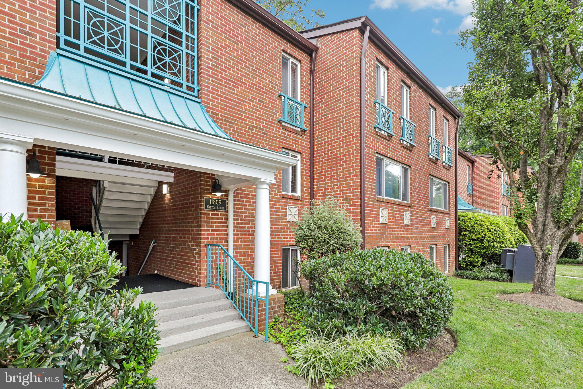 11809 BRETON COURT 22D