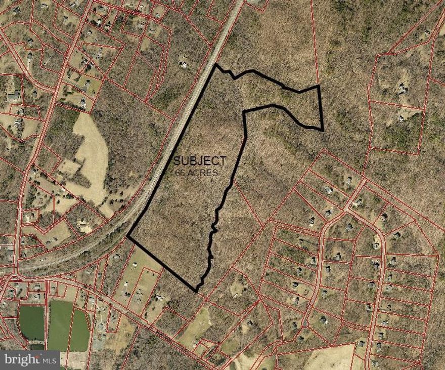 Reduced!! Well located strip of land along the railroad between Courthouse Road & Brooke Road. Rolling topos with mature timber. May hold interest for railroad. VDOT, residential development, an alternate route for Andrew Chapel Road to avoid dangerous railroad underpass to commuter rail, or some other unique use in heart of Stafford County. Call agent for details on access.