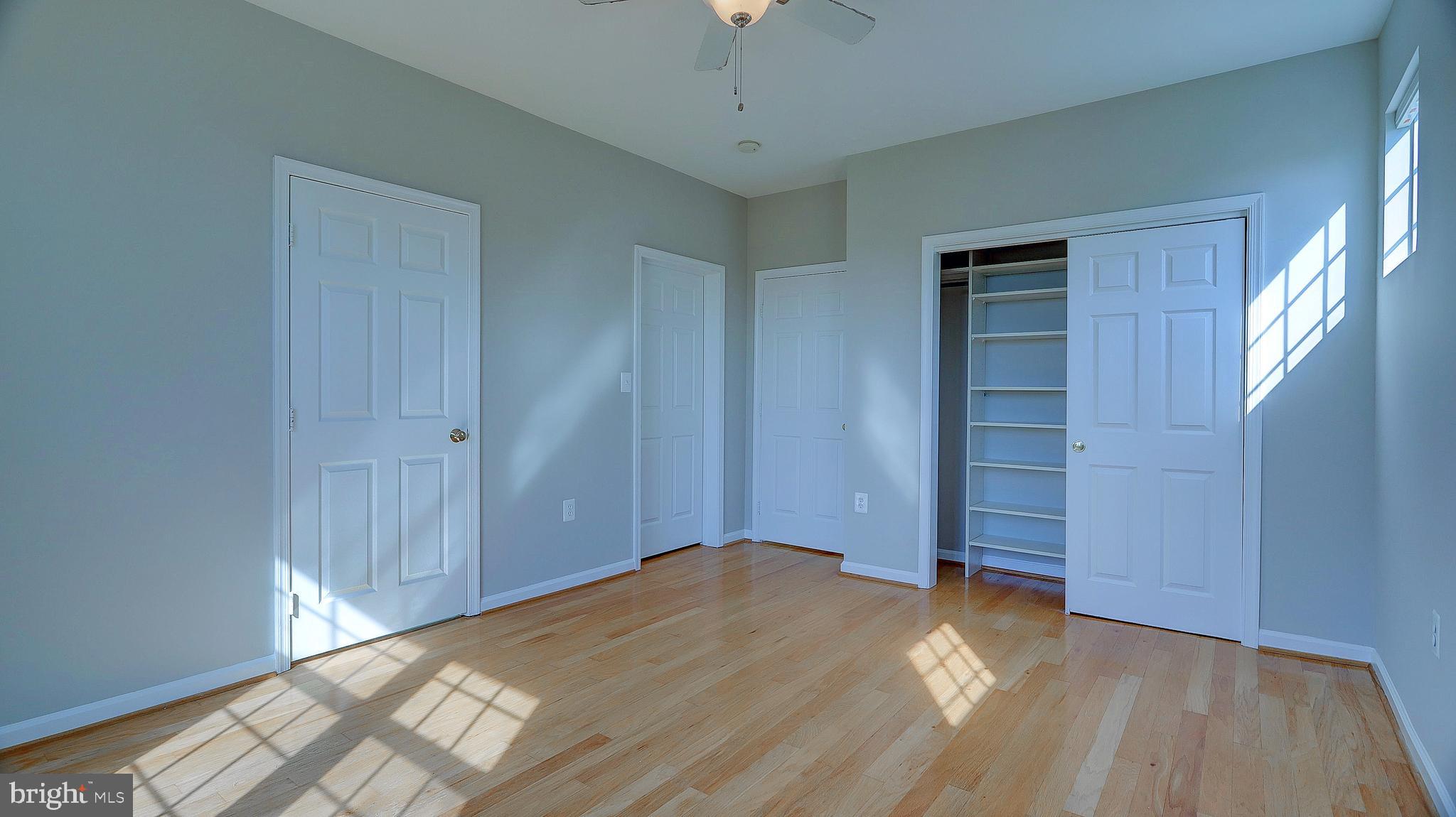 WINDY HILL - Residential