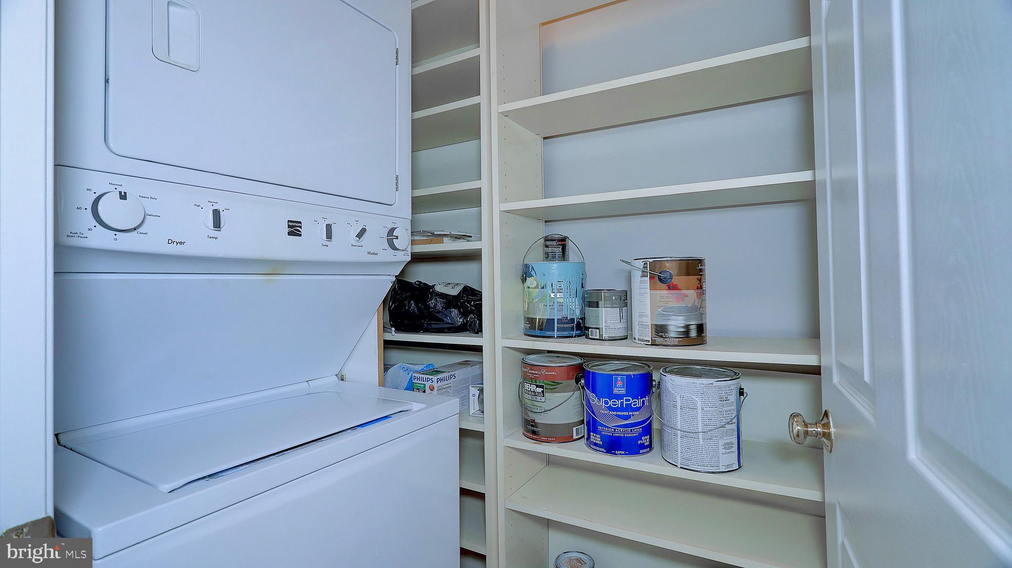 WINDY HILL - Residential