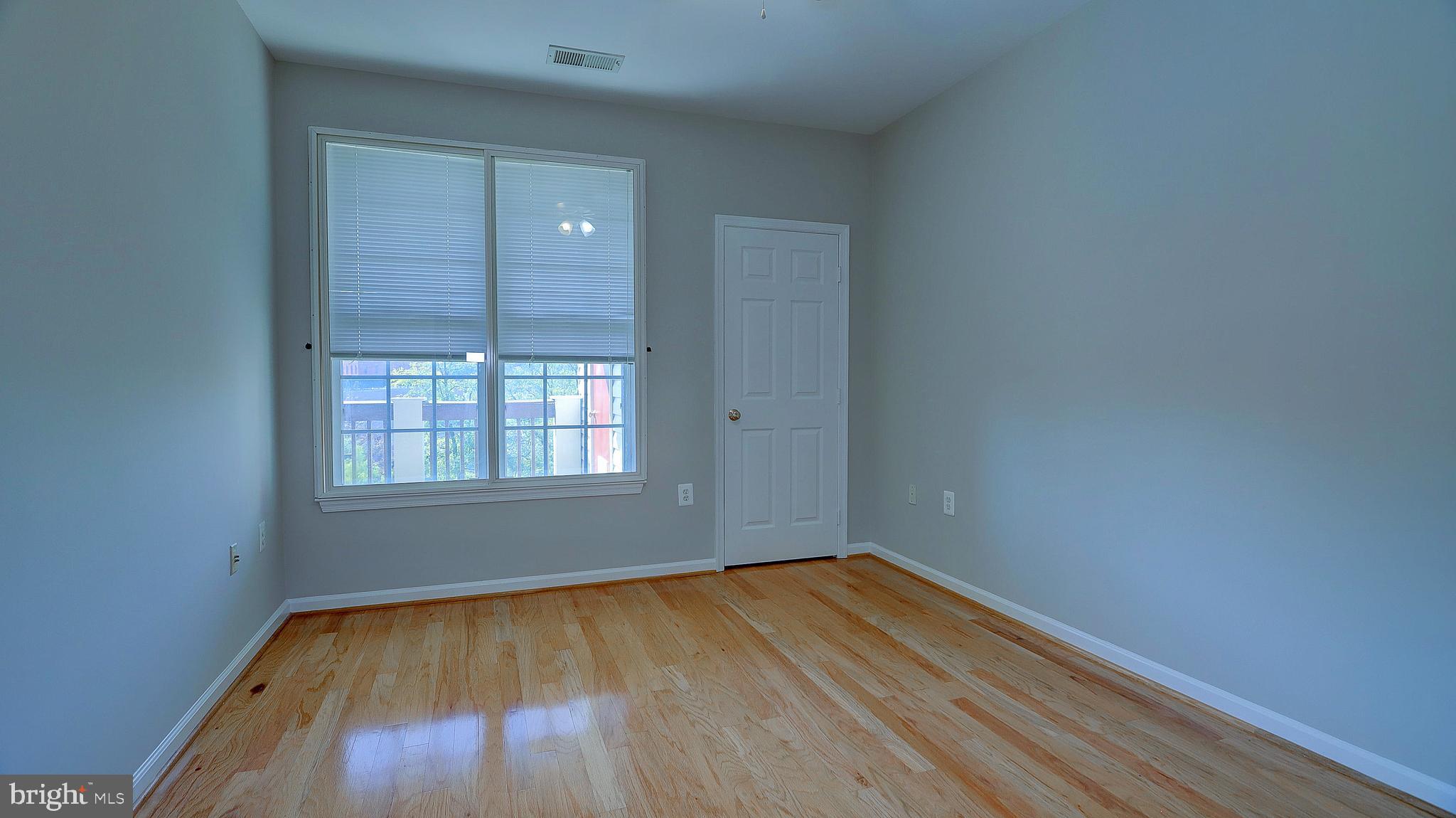 WINDY HILL - Residential