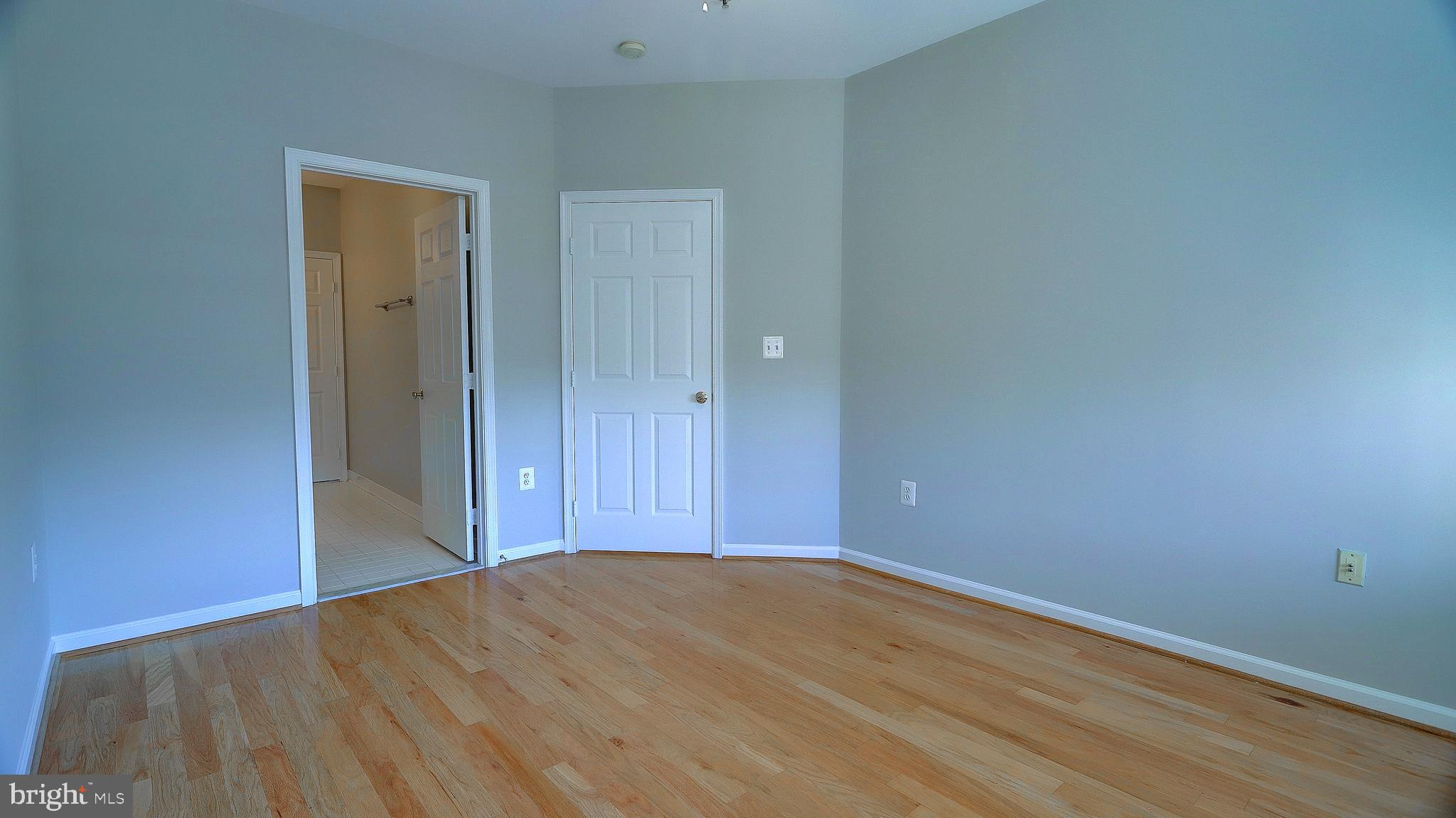 WINDY HILL - Residential