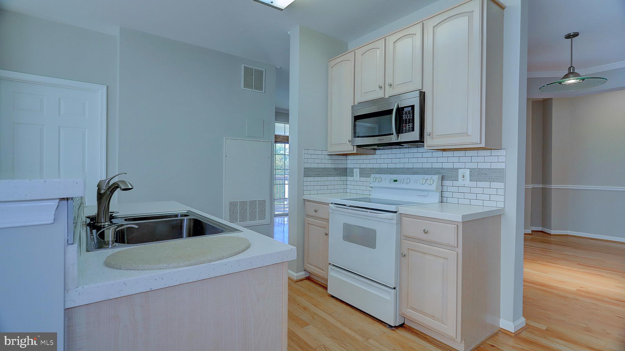 WINDY HILL - Residential