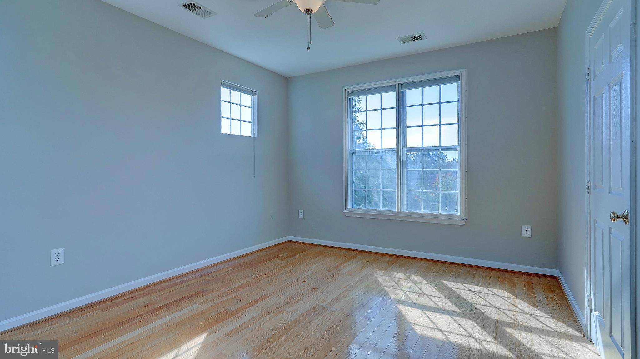 WINDY HILL - Residential