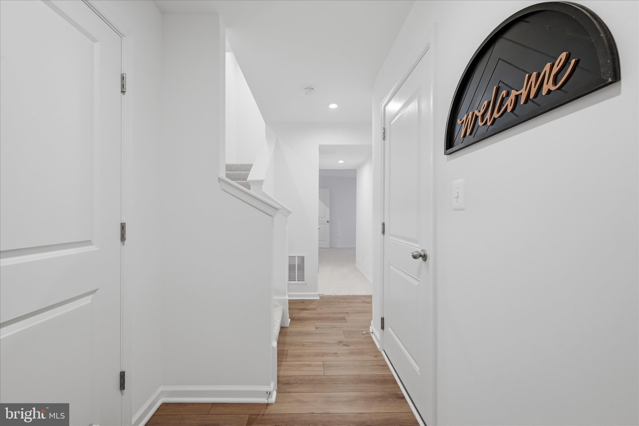 KING'S CROSSING - Residential