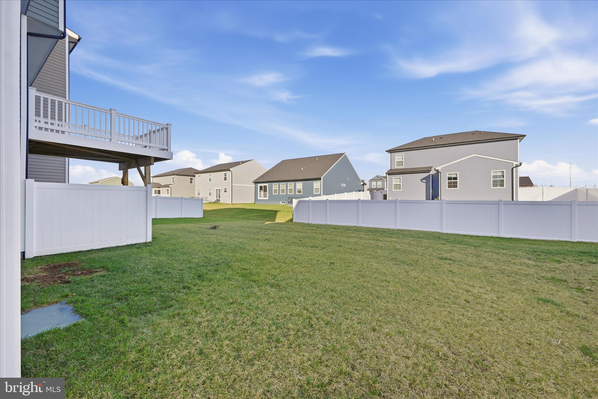 KING'S CROSSING - Residential