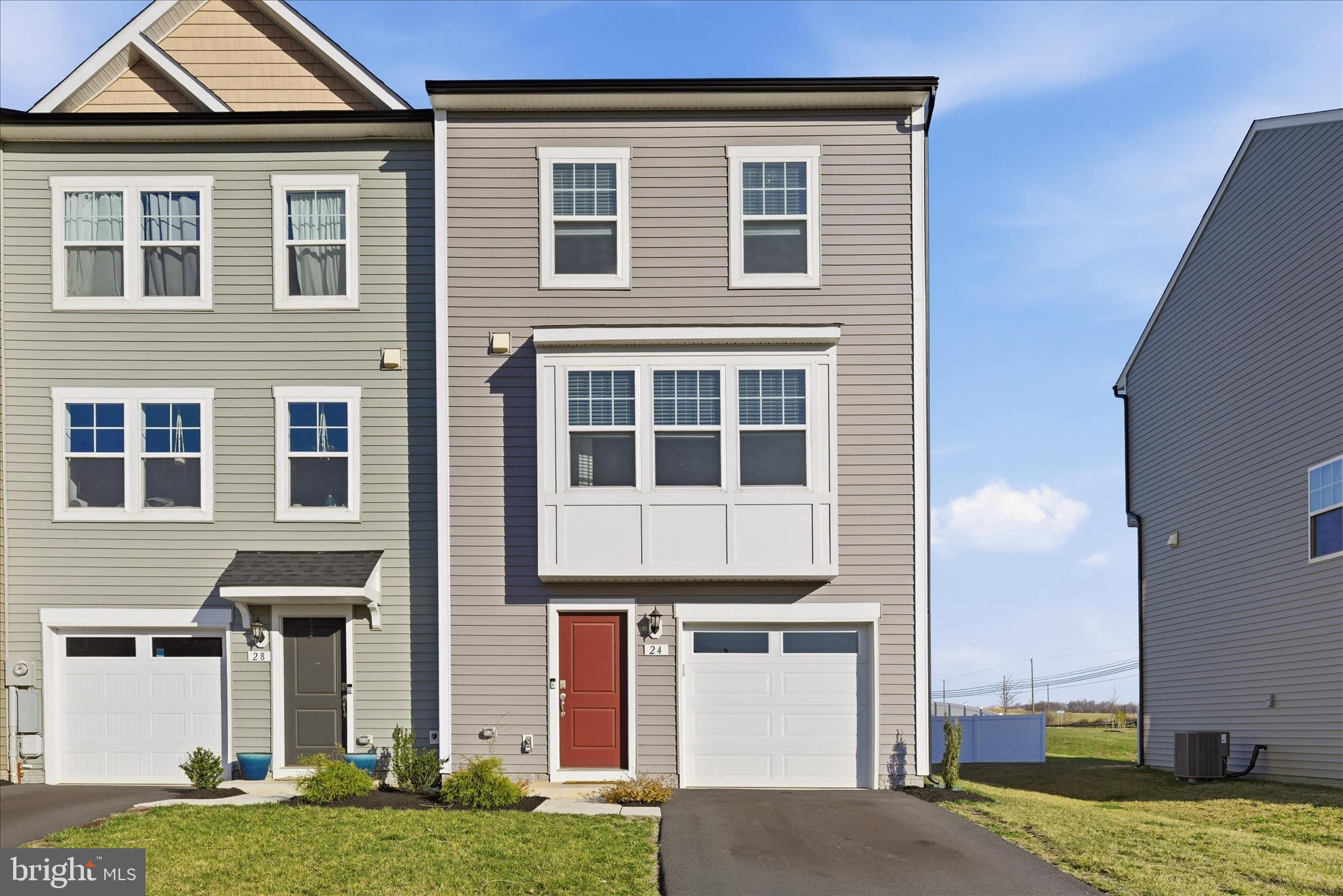 KING'S CROSSING - Residential