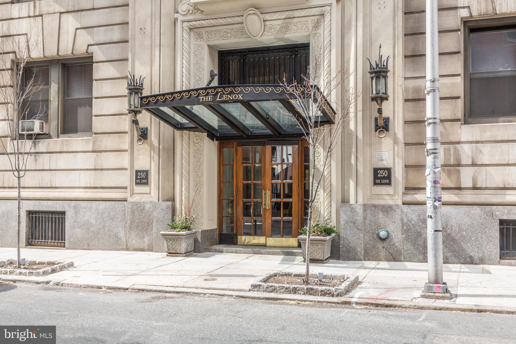 WASHINGTON SQ WEST - Residential