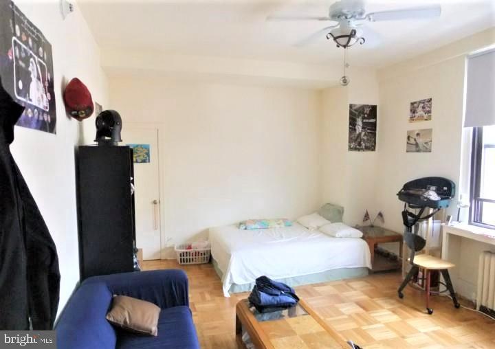 WASHINGTON SQ WEST - Residential