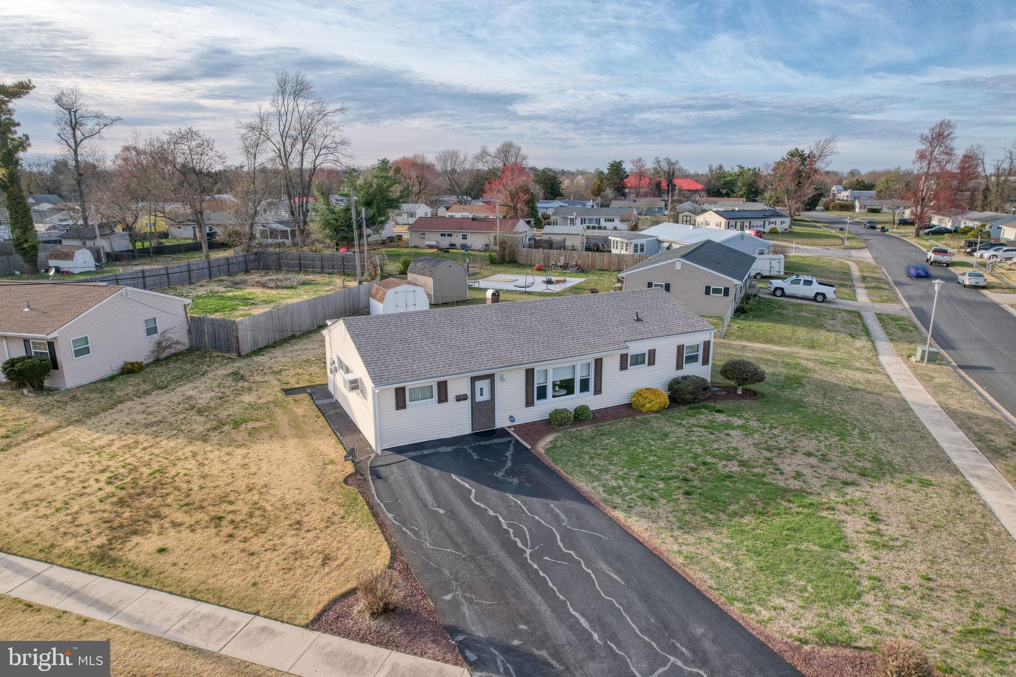 KENT ACRES - Residential