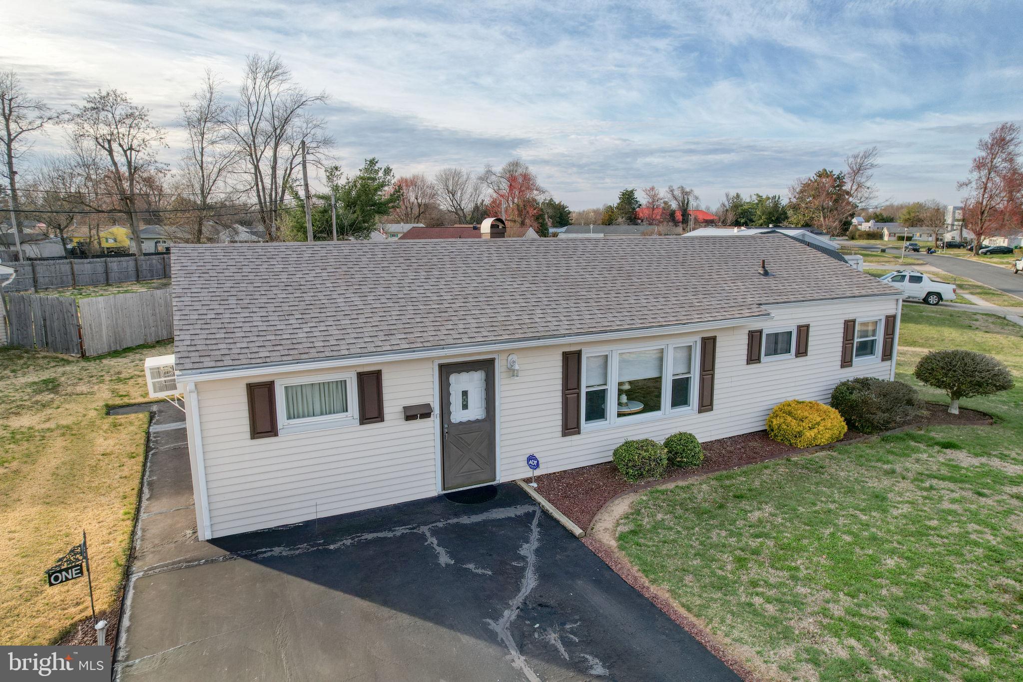 KENT ACRES - Residential