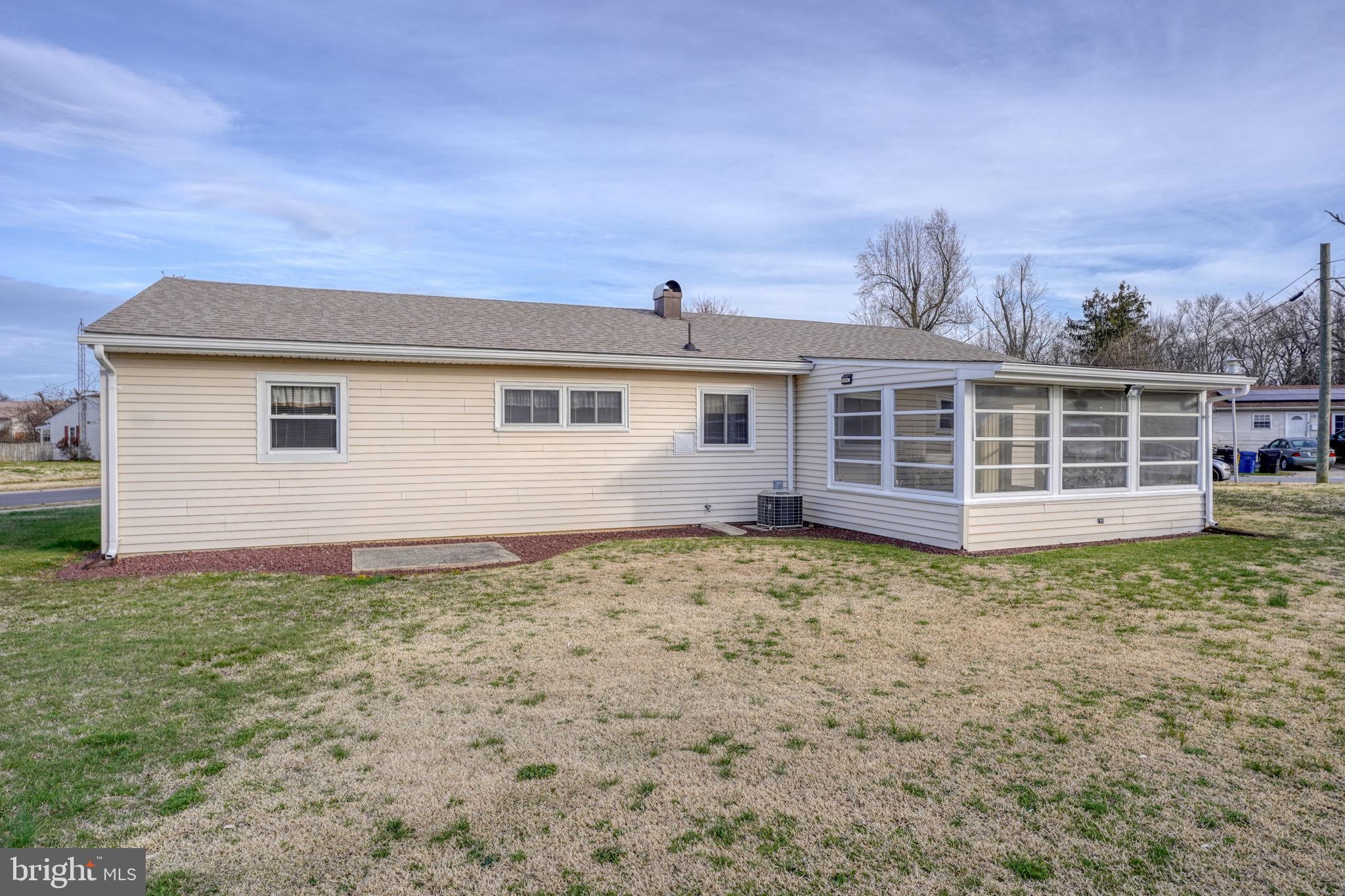 KENT ACRES - Residential