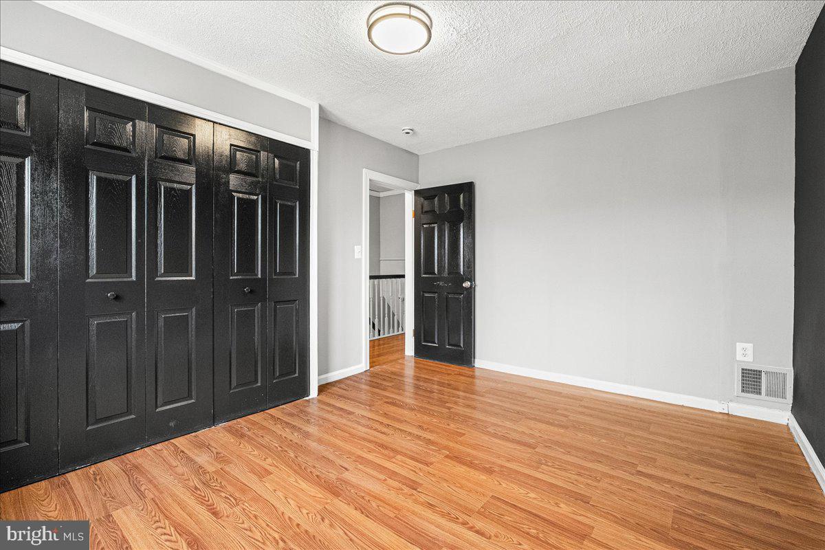 COUNTRY RIDGE - Residential