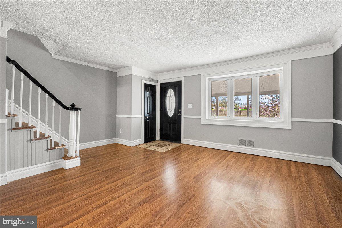 COUNTRY RIDGE - Residential