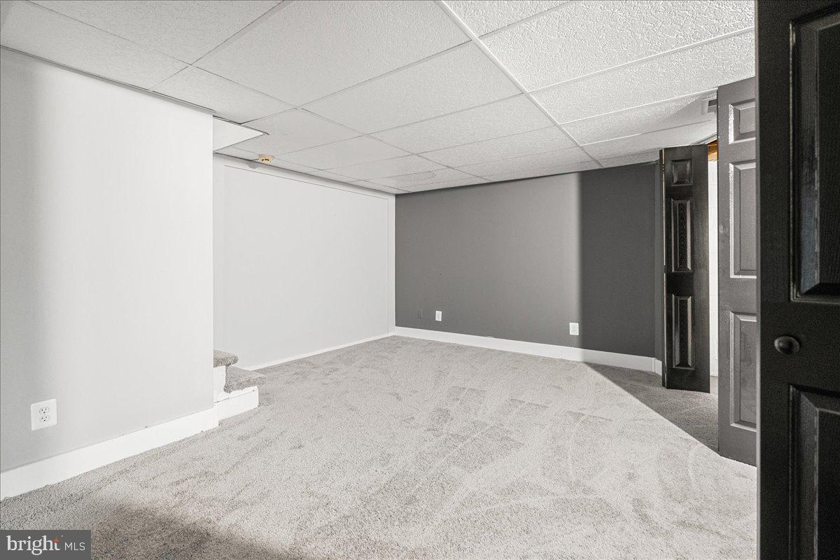 COUNTRY RIDGE - Residential