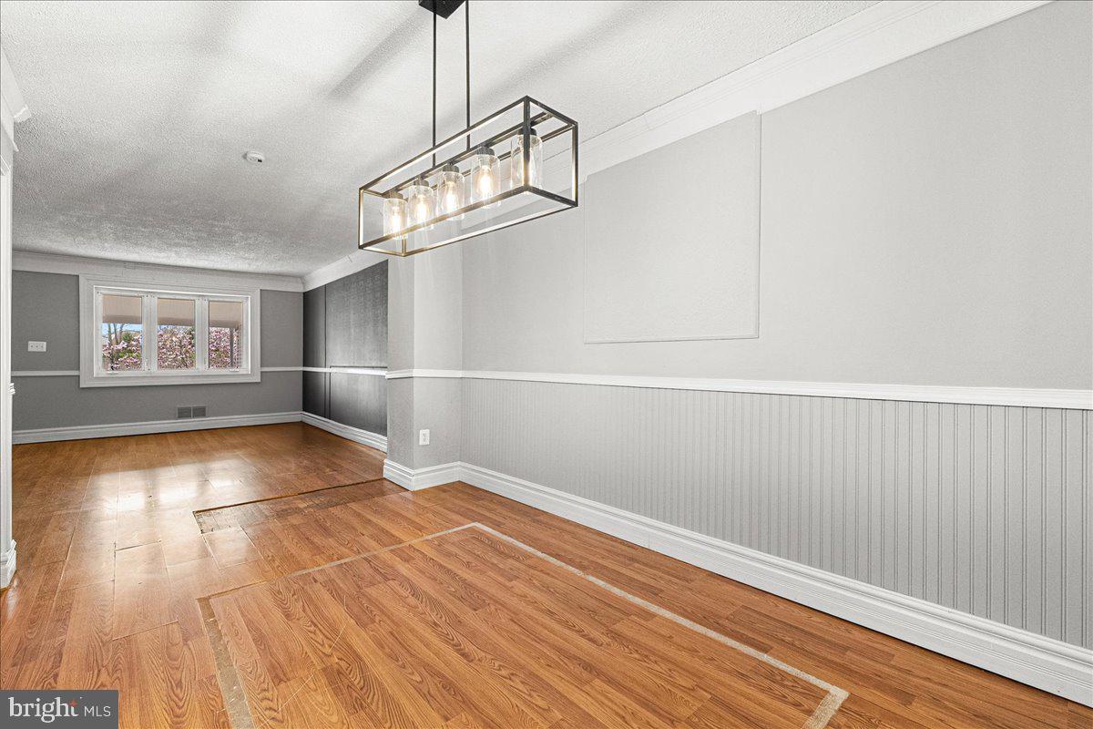 COUNTRY RIDGE - Residential