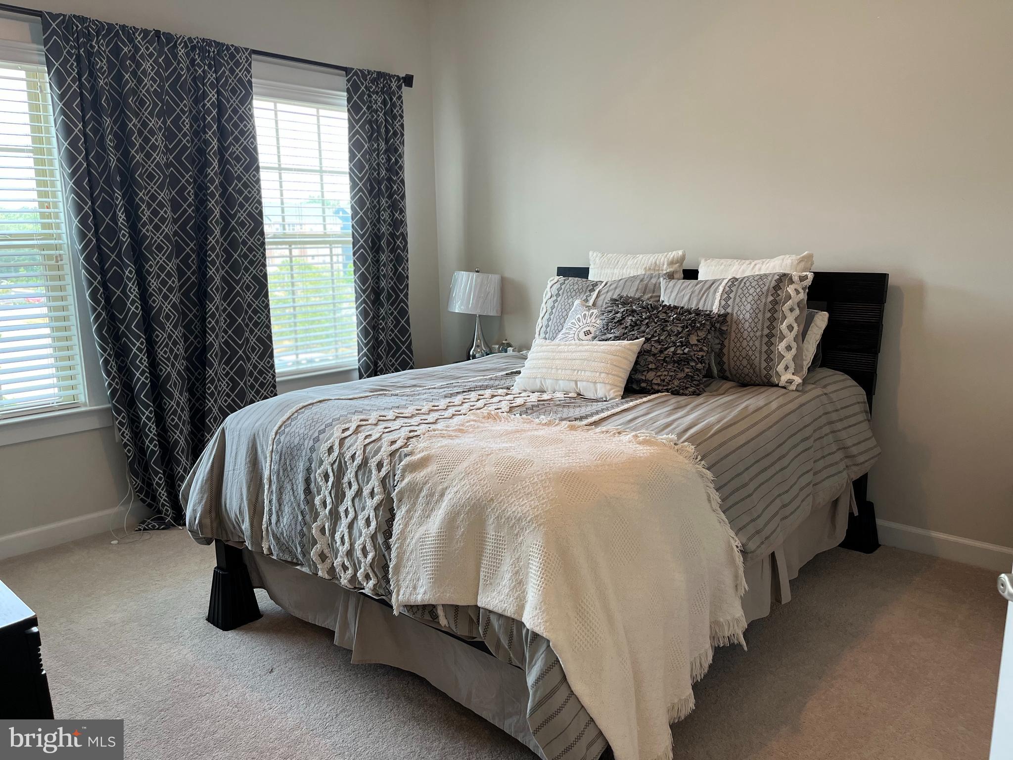 PARKSIDE - Residential