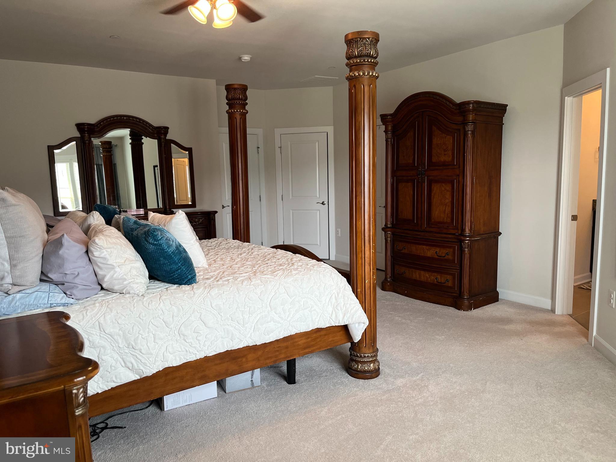 PARKSIDE - Residential