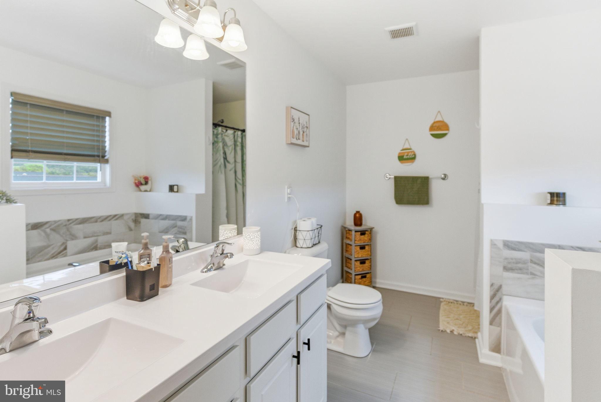 RED HILL - Residential