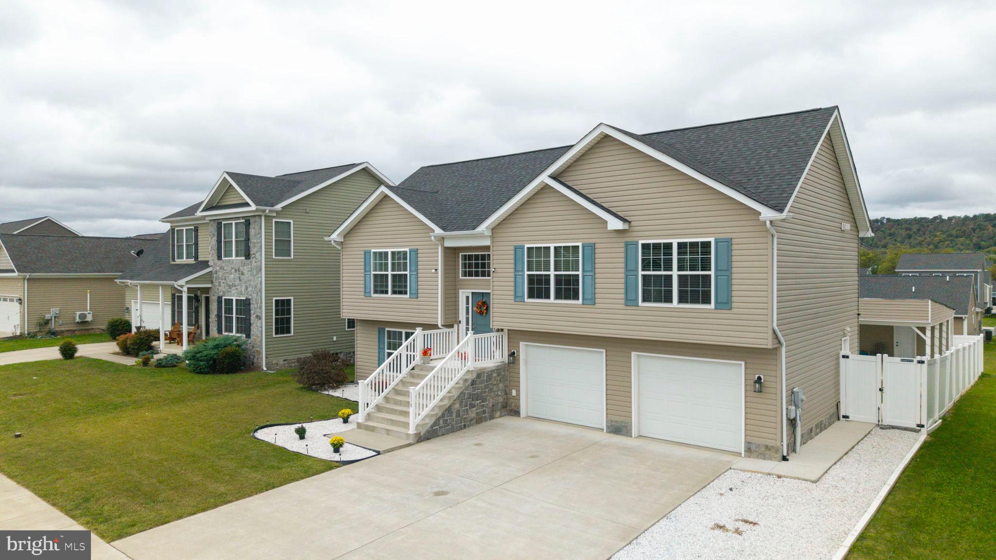 RED HILL - Residential