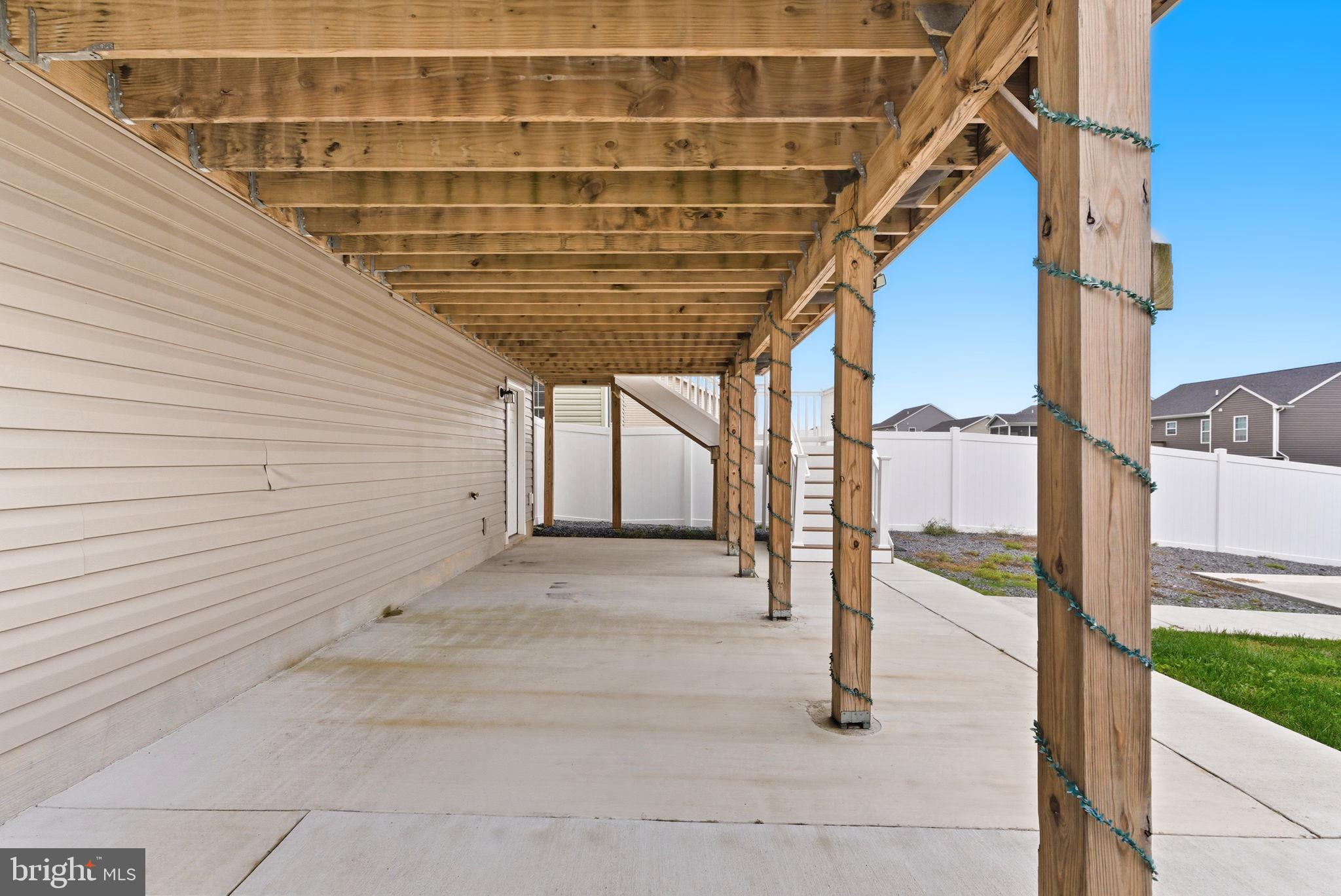 RED HILL - Residential