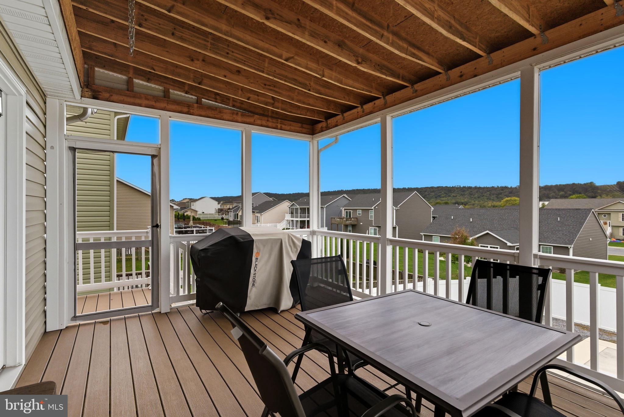 RED HILL - Residential