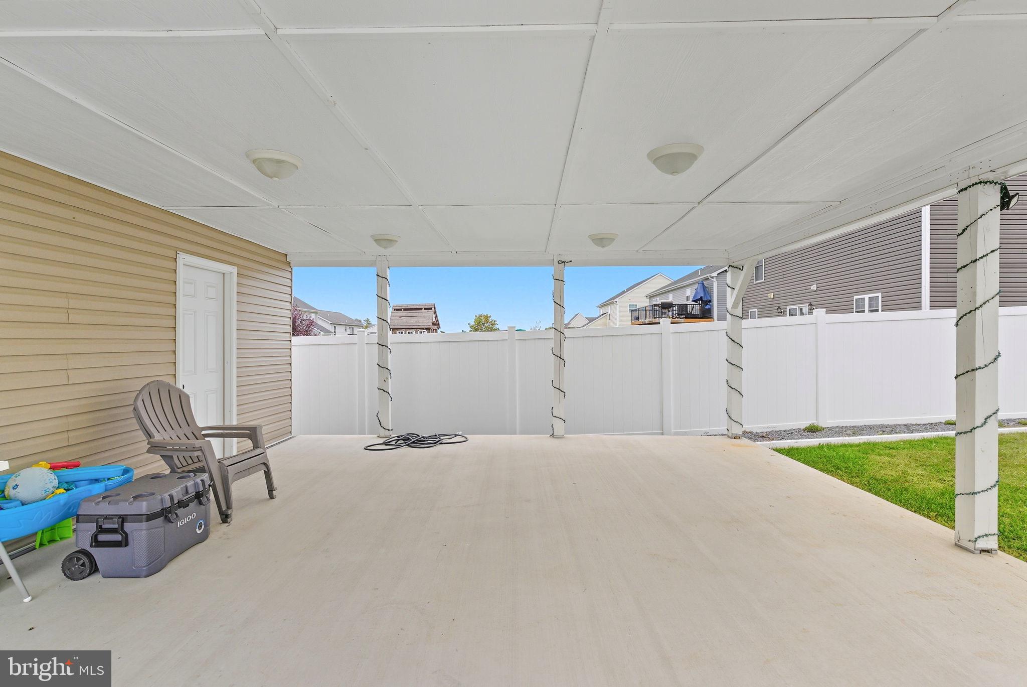 RED HILL - Residential