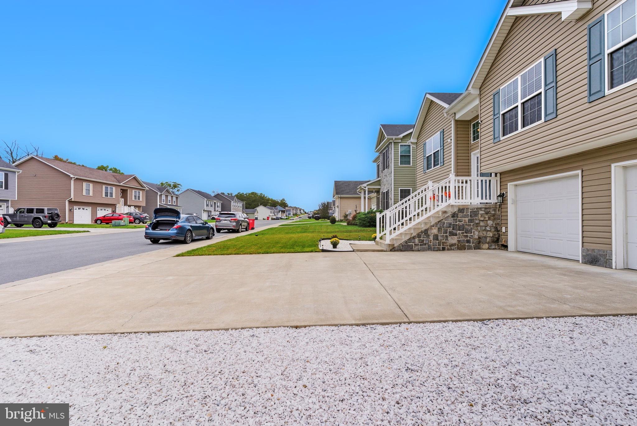 RED HILL - Residential