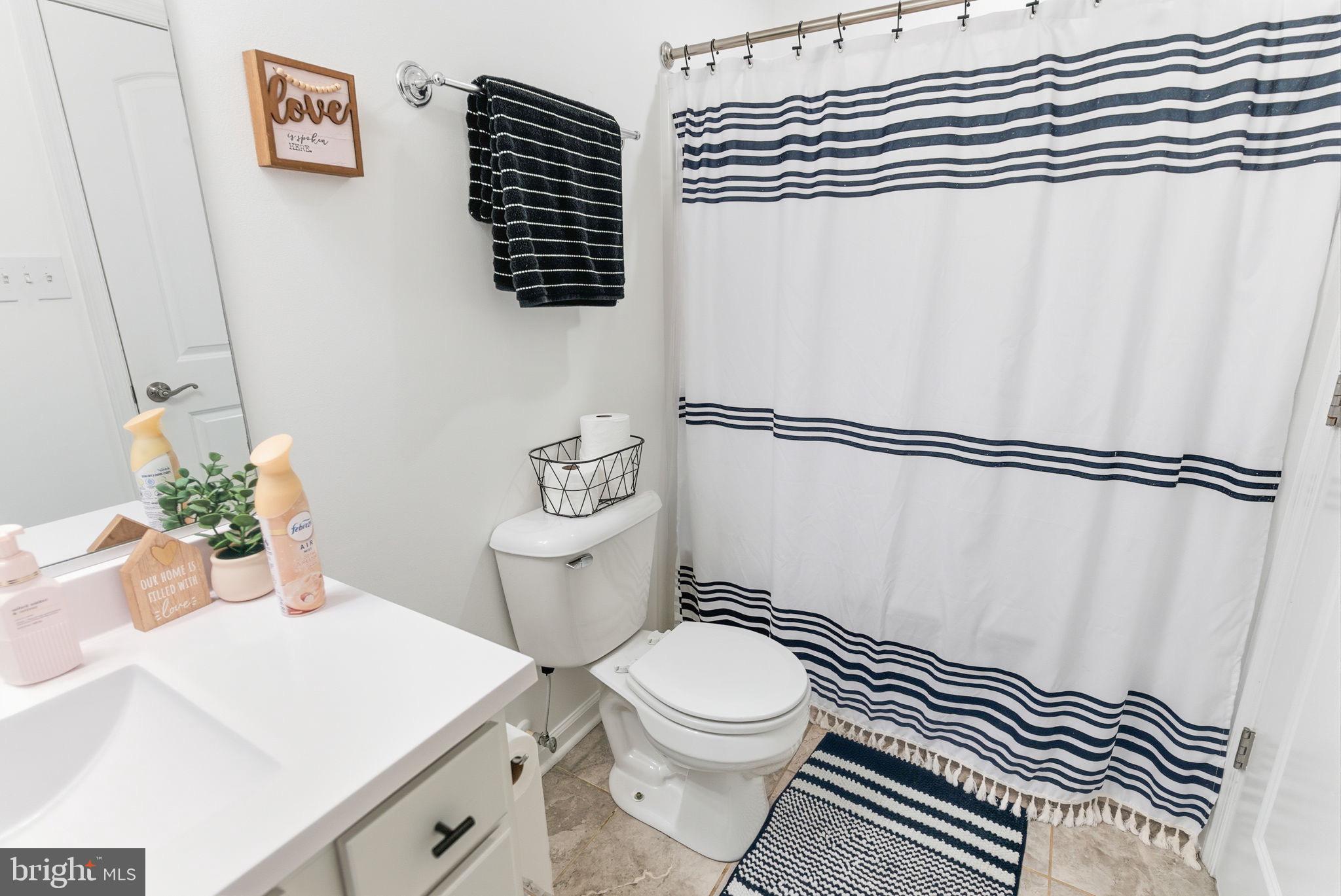 RED HILL - Residential