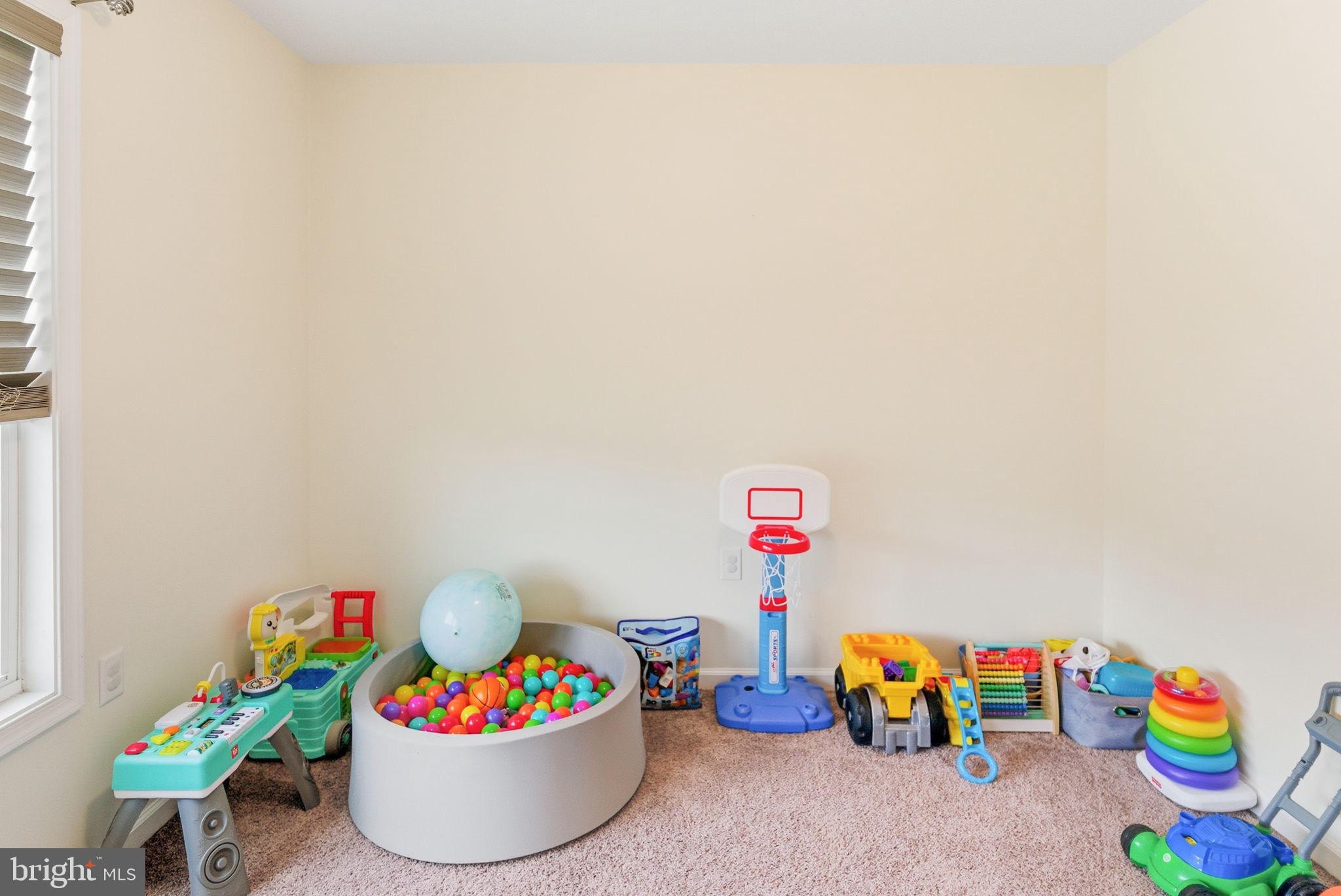 RED HILL - Residential