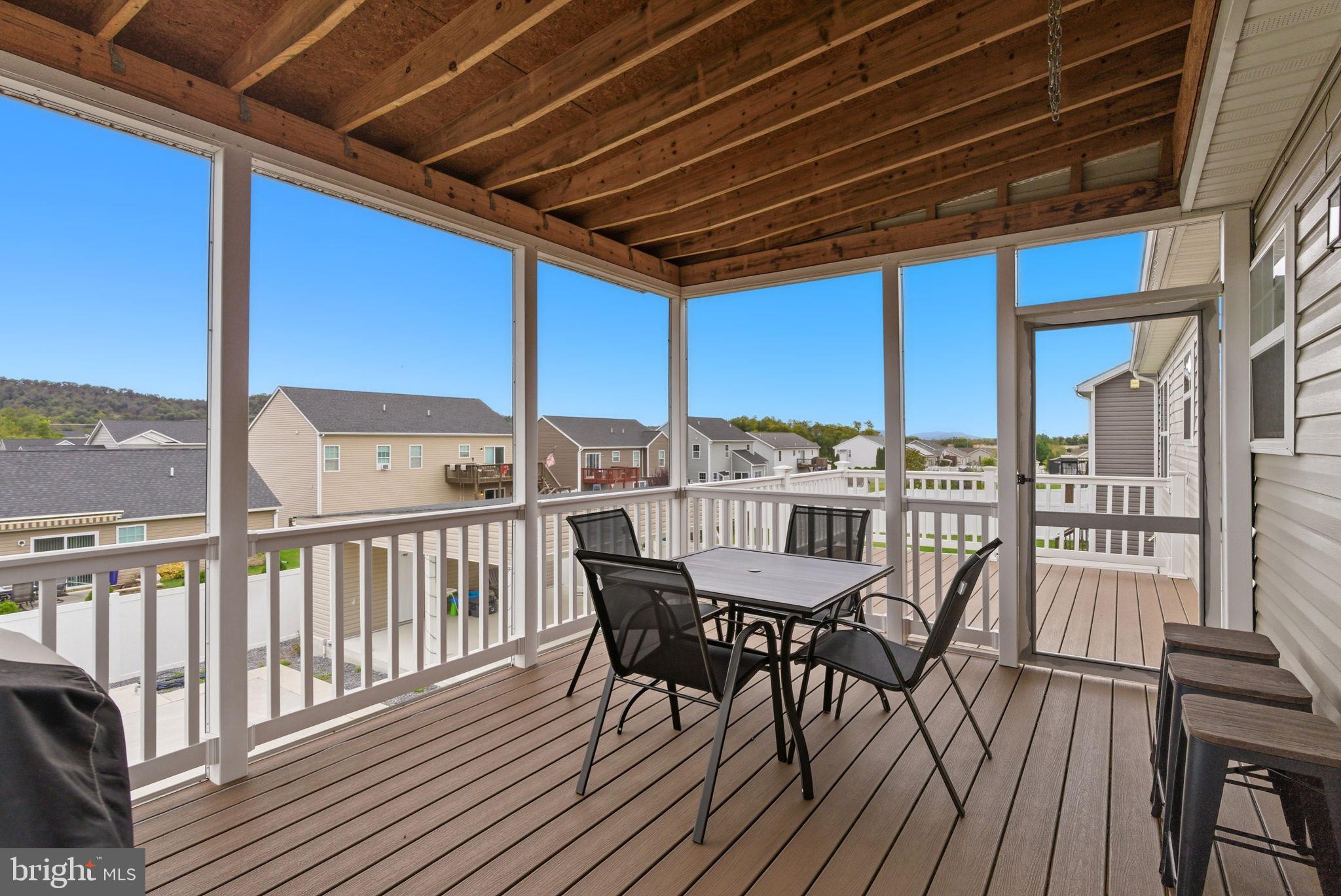 RED HILL - Residential