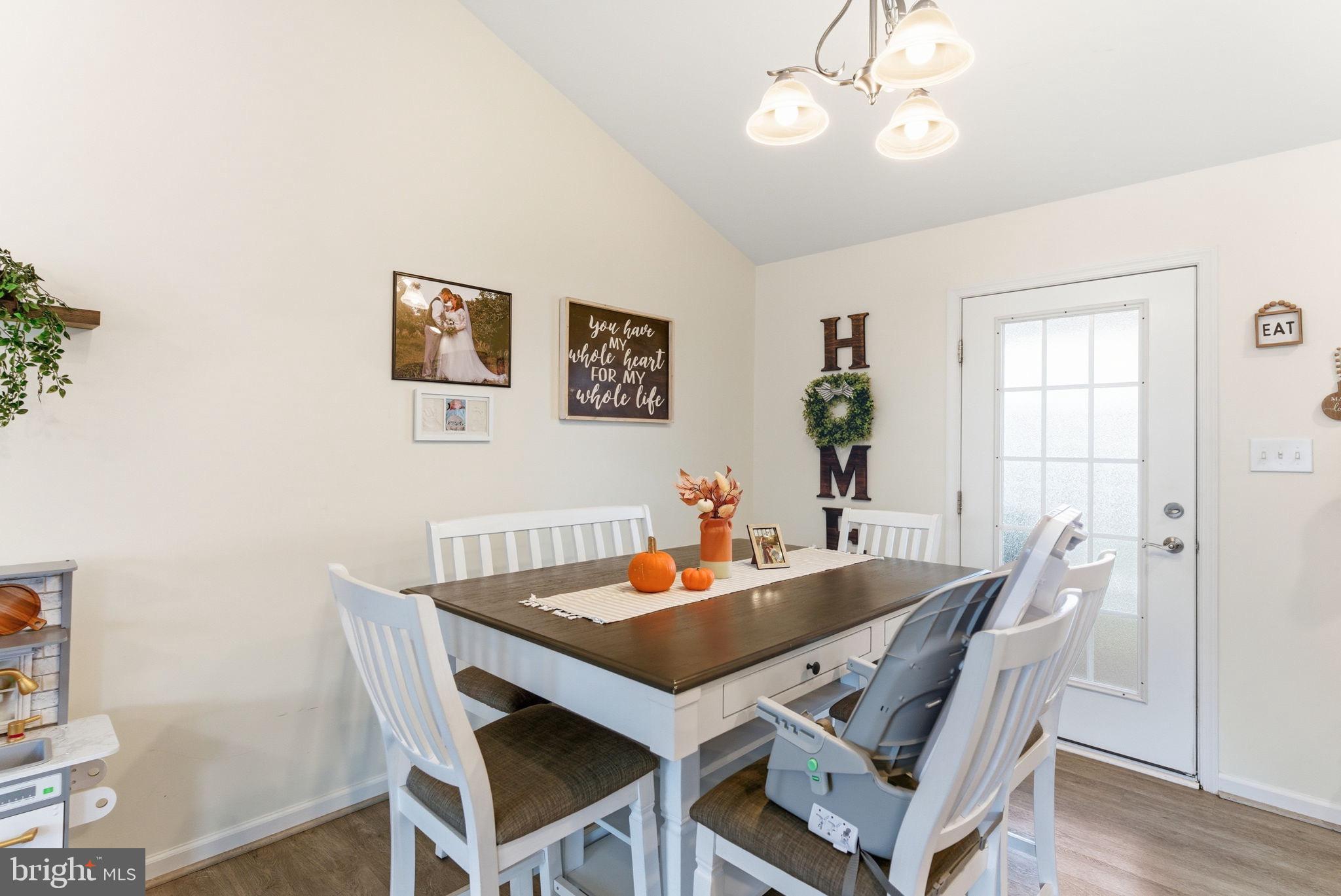 RED HILL - Residential