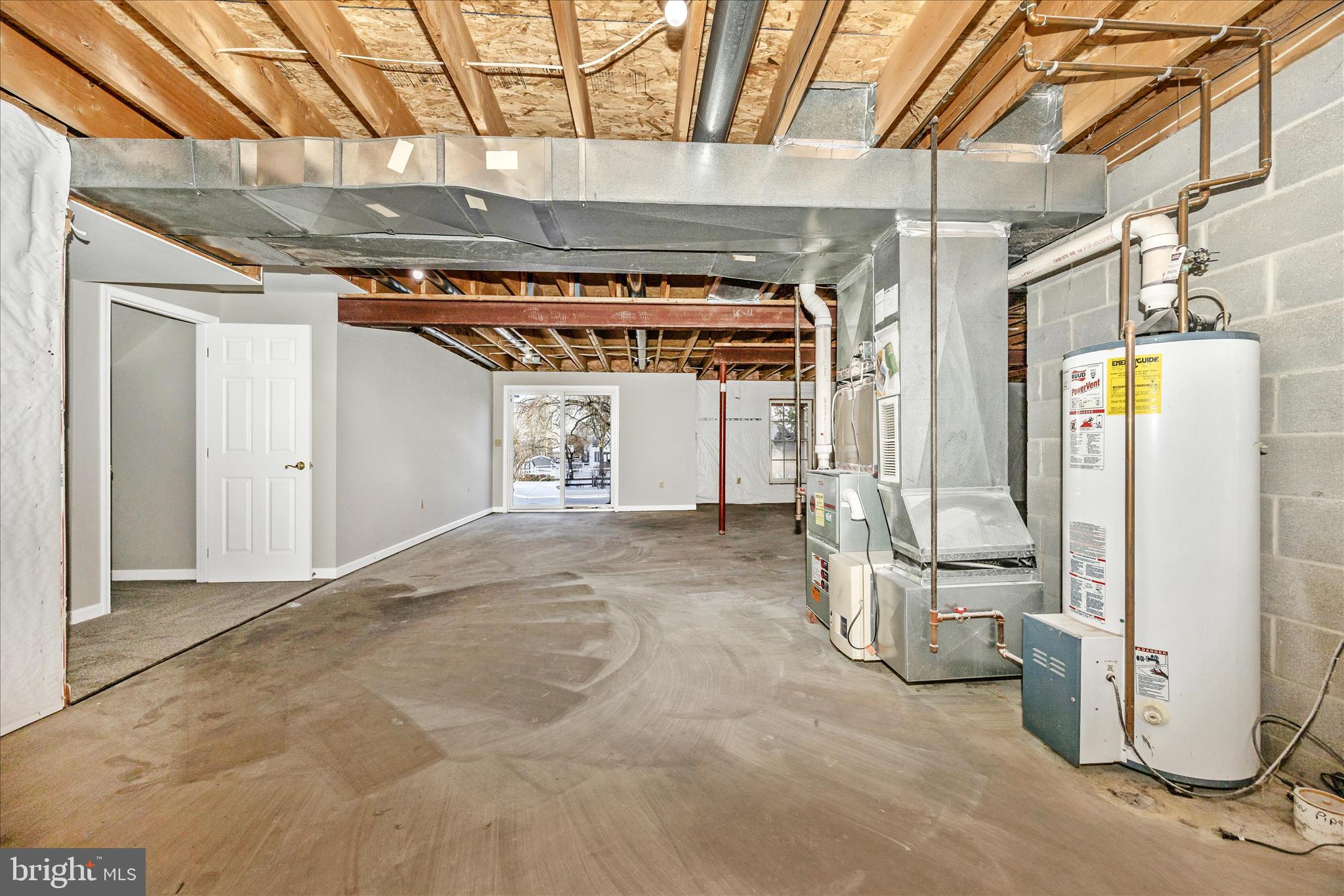 WHITTIER POND - Residential