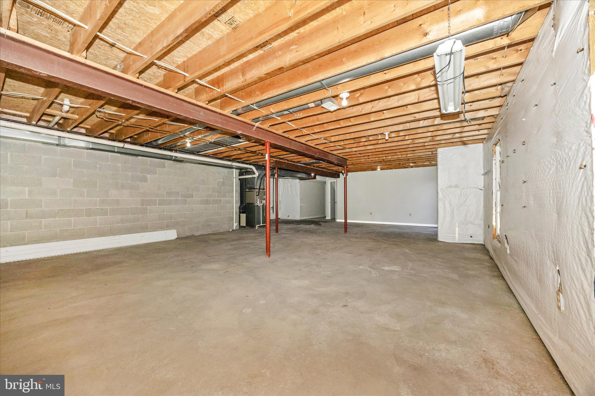 WHITTIER POND - Residential