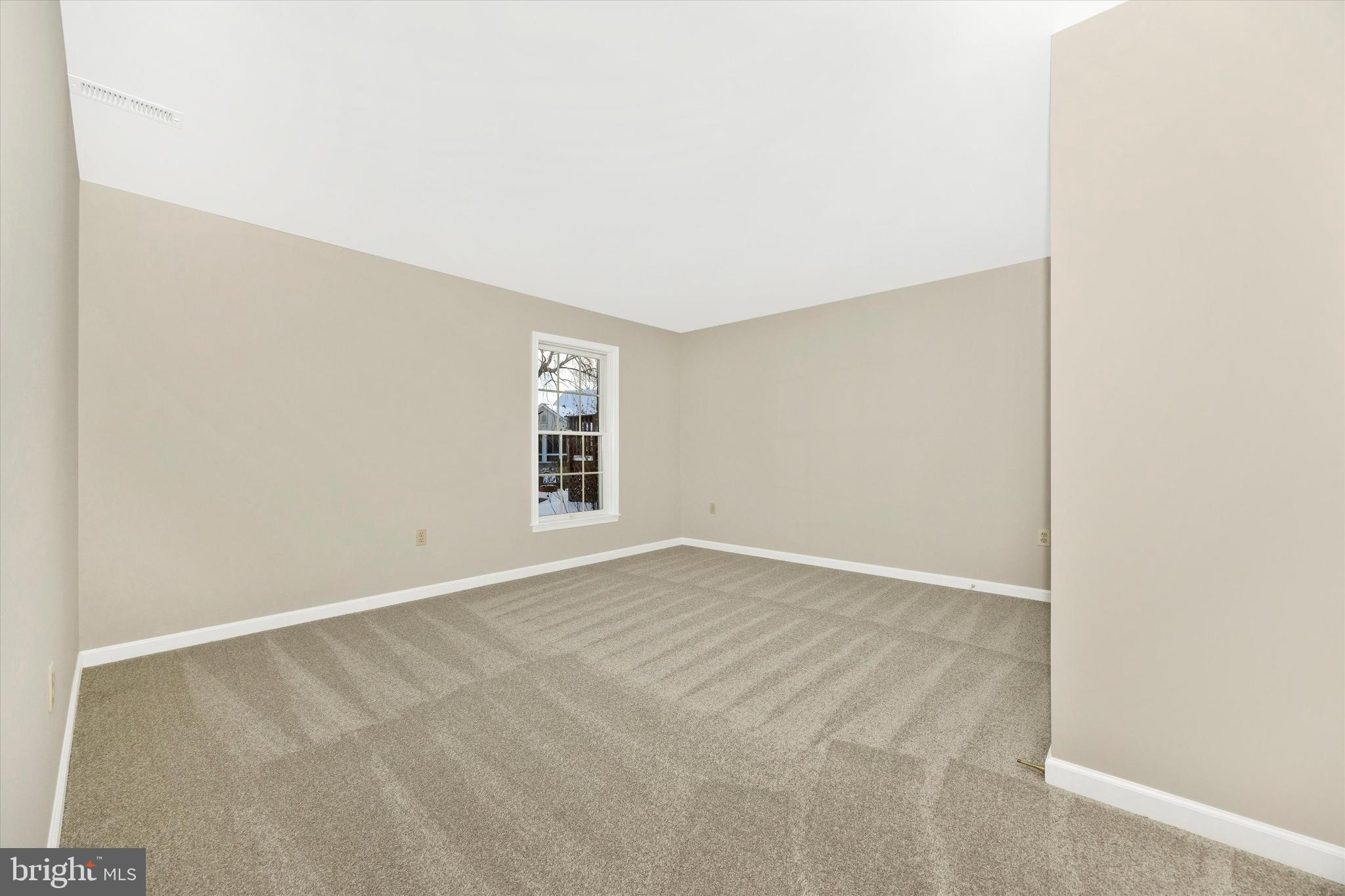 WHITTIER POND - Residential