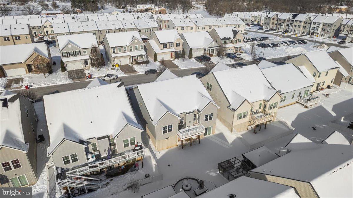 POTOMAC STATION - Residential