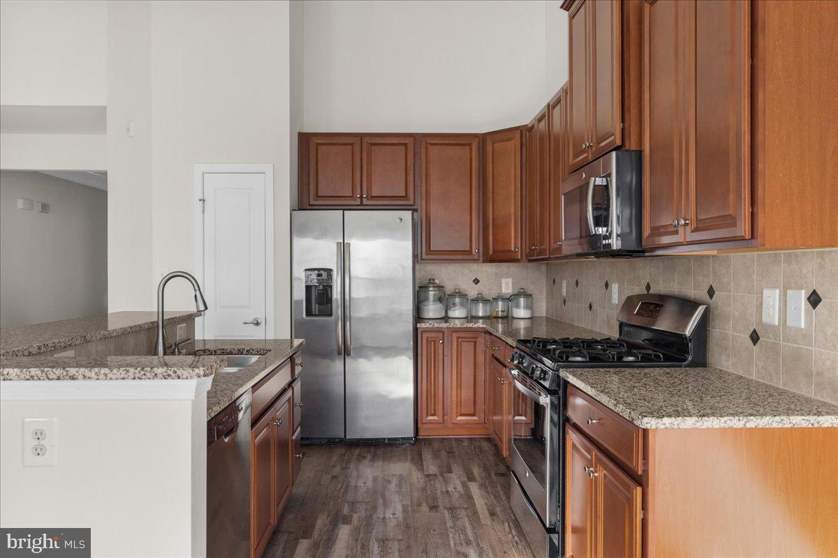 POTOMAC STATION - Residential