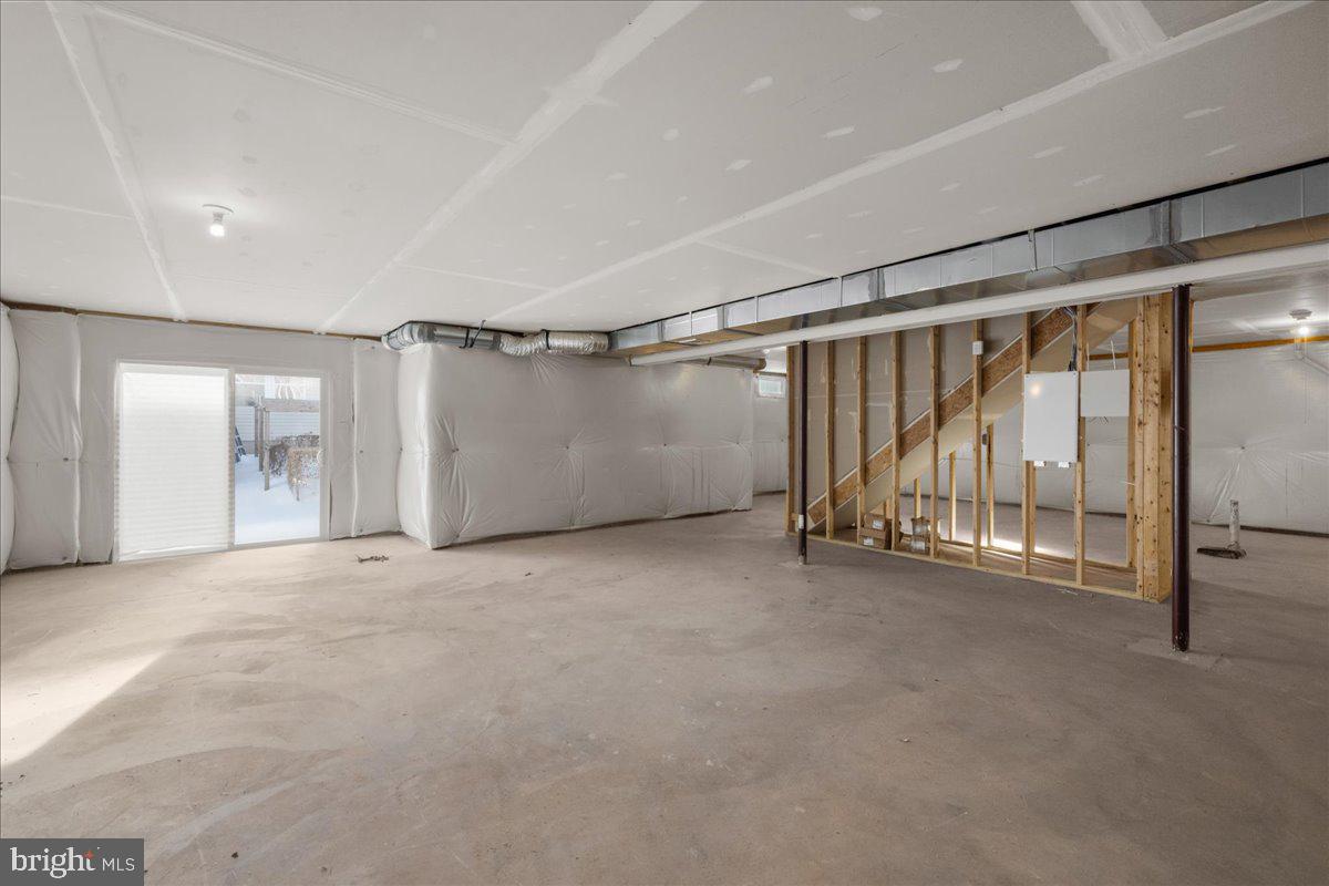 POTOMAC STATION - Residential