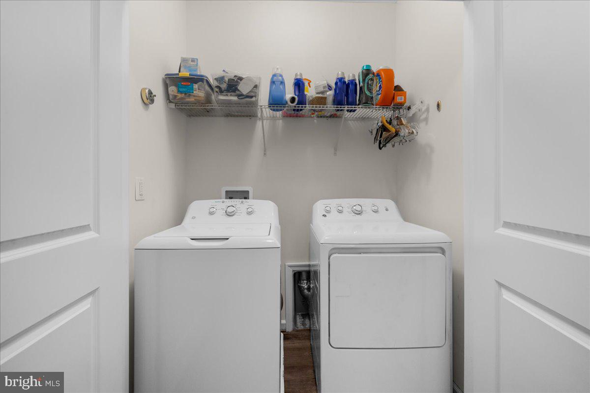 POTOMAC STATION - Residential