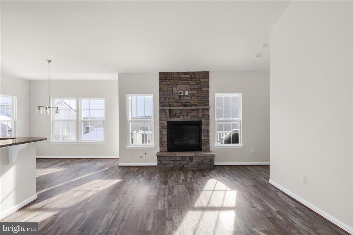 POTOMAC STATION - Residential