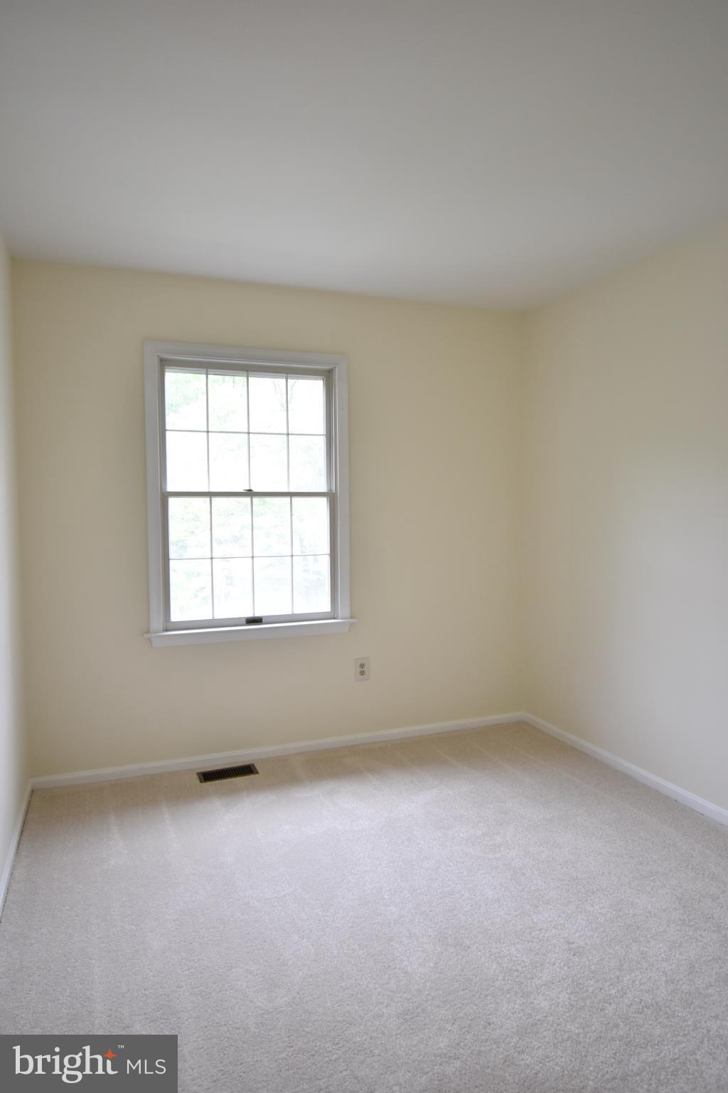 HUNTERS RUN - Residential